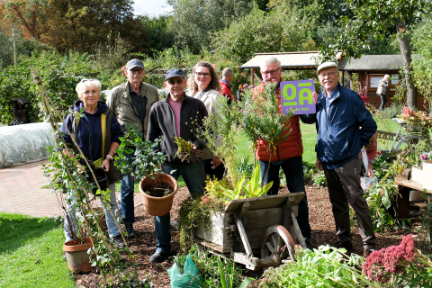 Staudentausch des Obst- und Gartenbauvereins in Oelde begeistert Pflanzenliebhaber